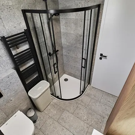 Alpine View Premium Komenda