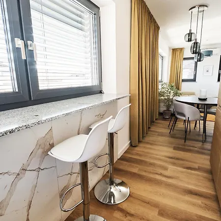 Daire Alpine View Premium *