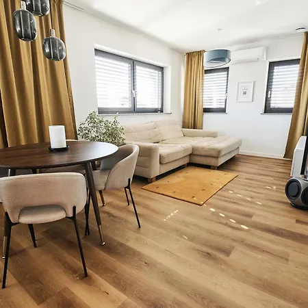 Daire Alpine View Premium Komenda