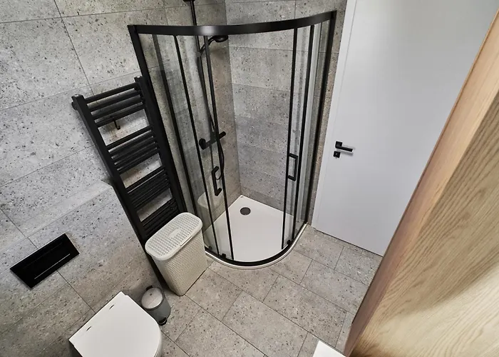 Alpine View Premium Komenda